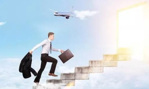 �廪��ѧ���̹���emba�ܲð����