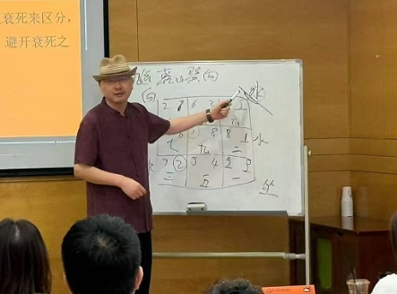 2026�廪��ѧ�����λݱ�